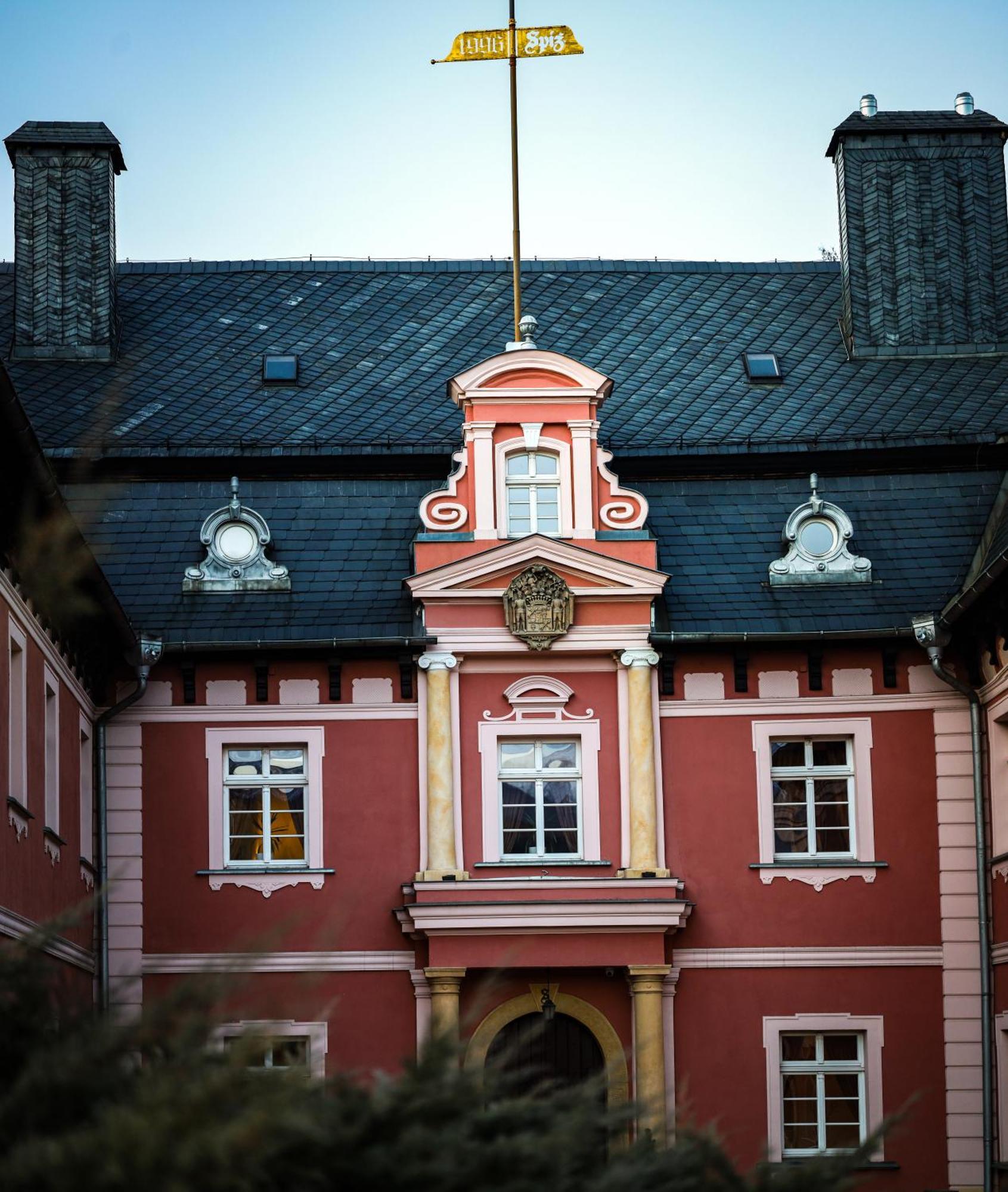 Palac Spiz Milkow Kolo Karpacza Экстерьер фото